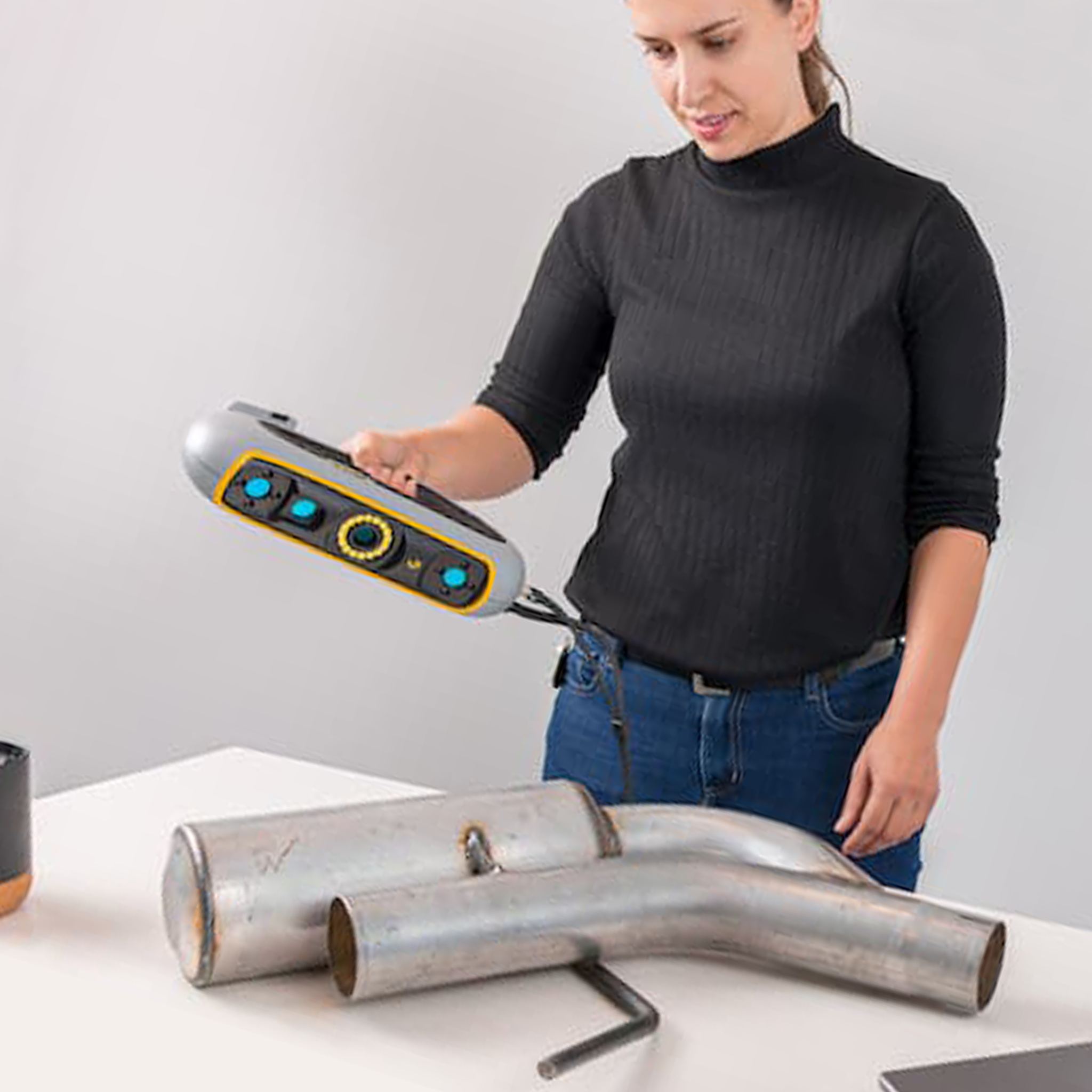 Person Using Creaform Peel 3 3D Scanner